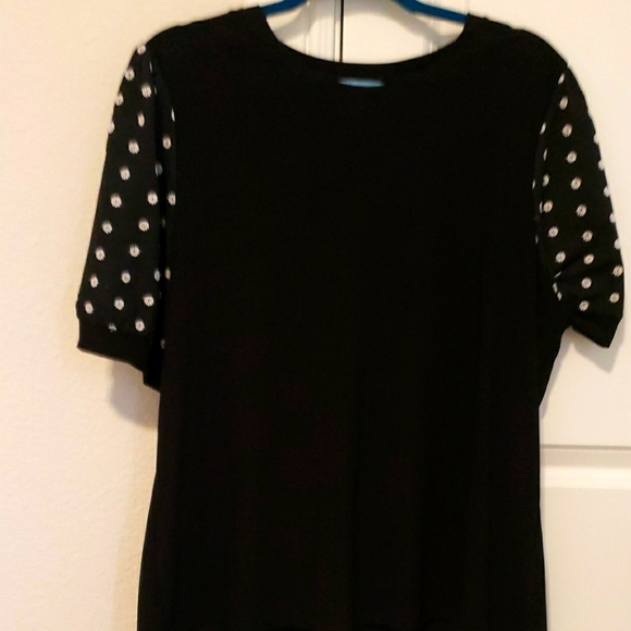 CeCe Black Top with Polka Dot Sleeves - Picture 1 of 3